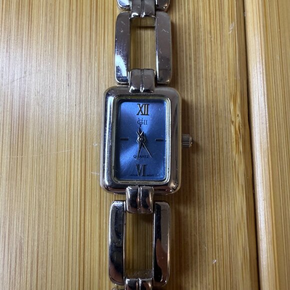 Gloria Vanderbilt GVII Ladies' Silver & Baby Blue Tank Watch 5203QB - Picture 3 of 5